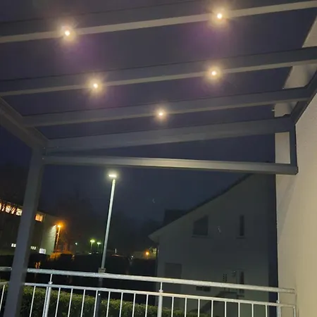 Seibel Doppel-zweibettzimmer Mit Kueche Und Wintergarten Guest house Reutlingen