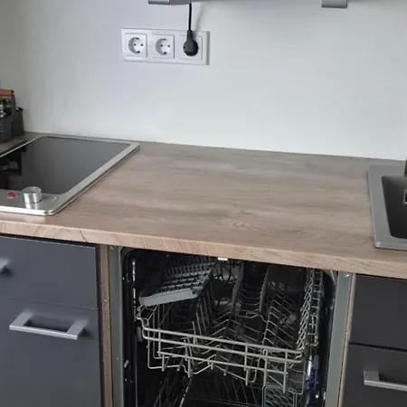 Seibel Doppel-zweibettzimmer Mit Kueche Und Wintergarten 게스트하우스